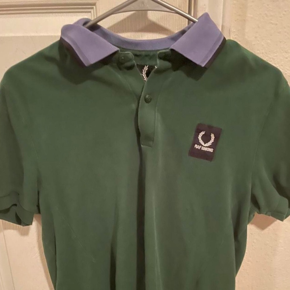 RAF SIMMONS X FRED PERRY POLO
